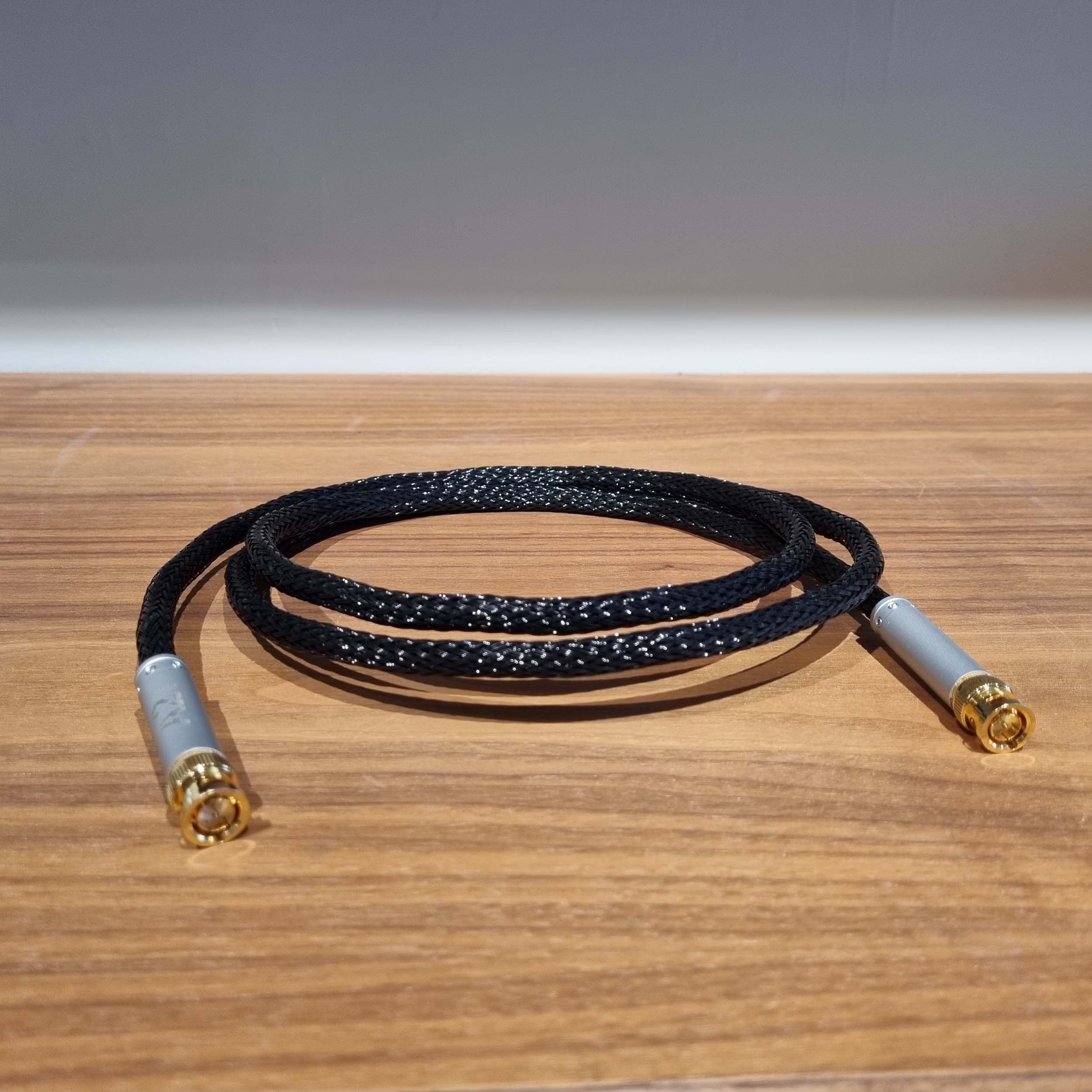 Ansuz Digitalz A2 BNC/med Rca adaptere