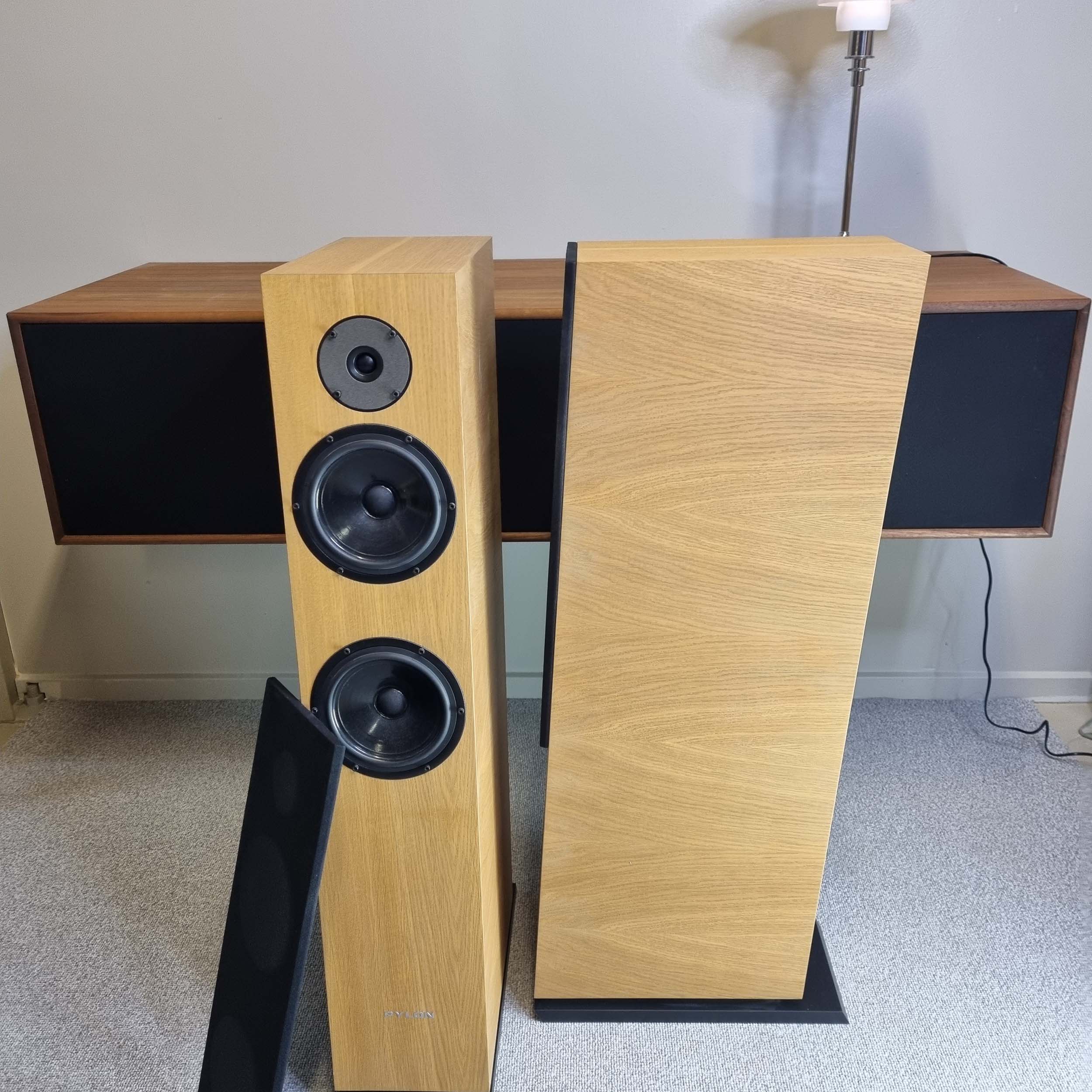 Pylon Audio Diamond 28